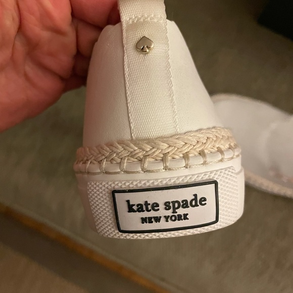 NWT Kate Spade Loren Sneaker - Picture 8 of 8